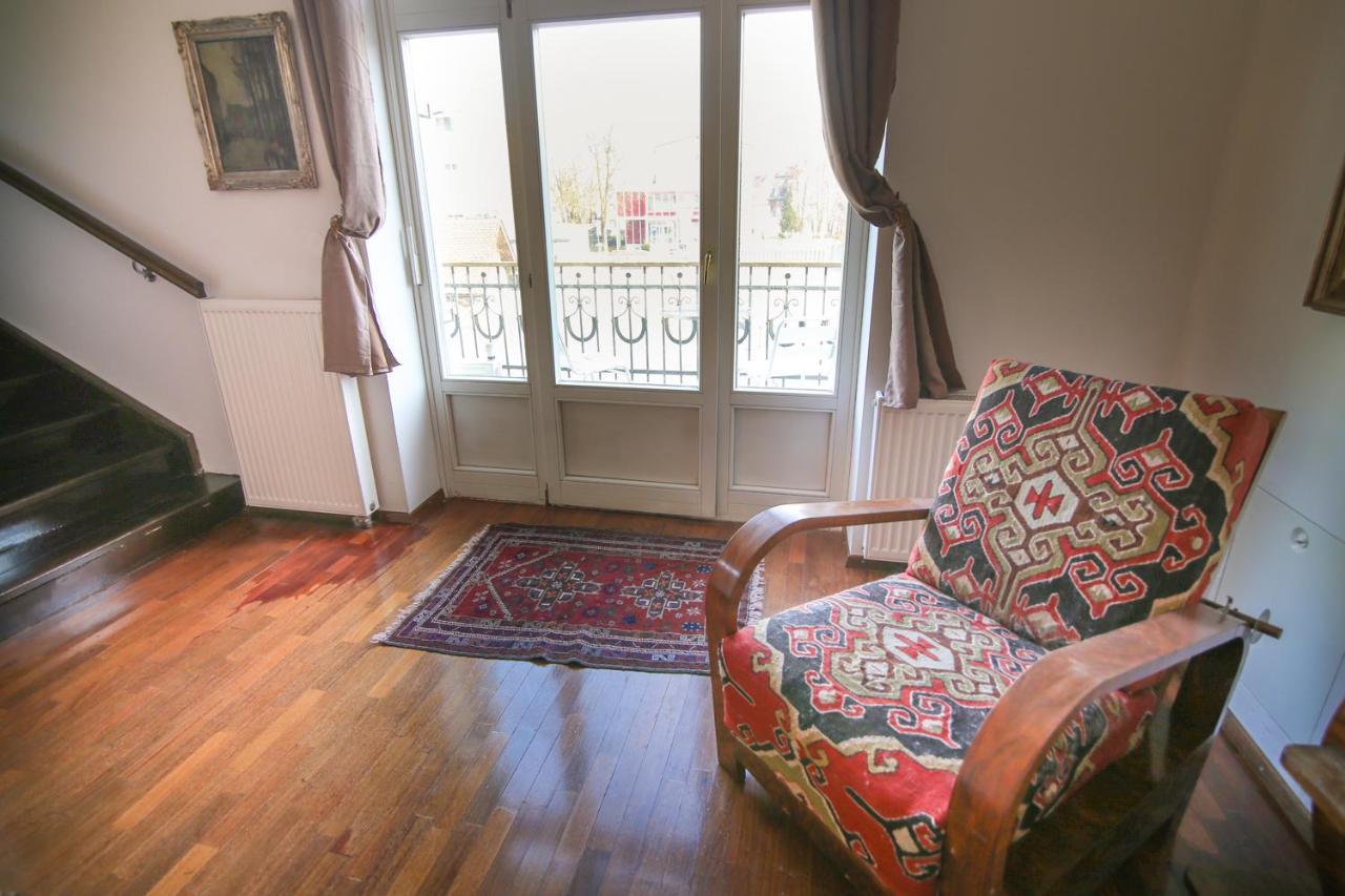 Hotel Vila Katrca Любляна Экстерьер фото