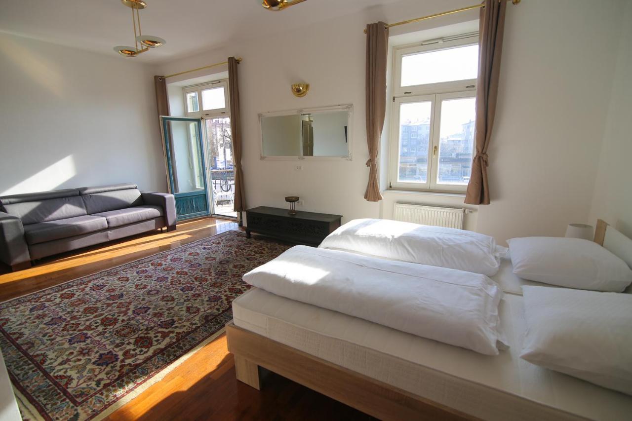 Hotel Vila Katrca Любляна Экстерьер фото
